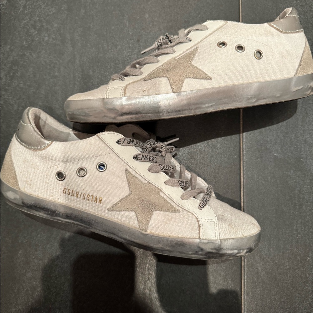 Golden Goose Deluxe Brand Sneakers in Gray and white